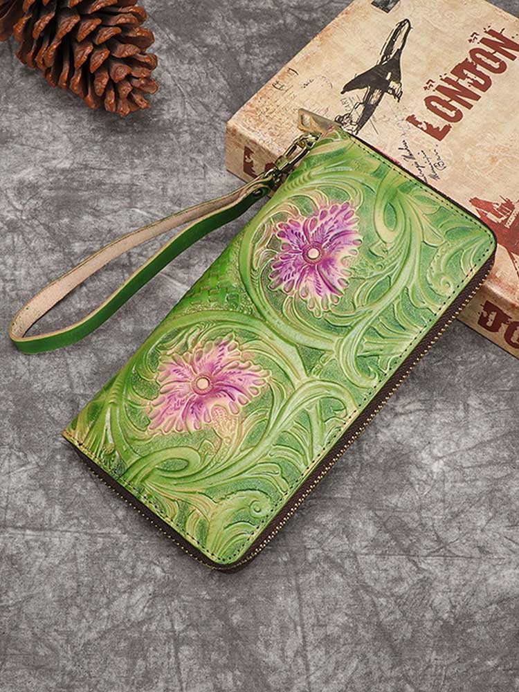 Retro Embossing Handmade Flower Pattern Wallet