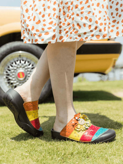 Sandalias coloridas con costuras hechas a mano vintage 
