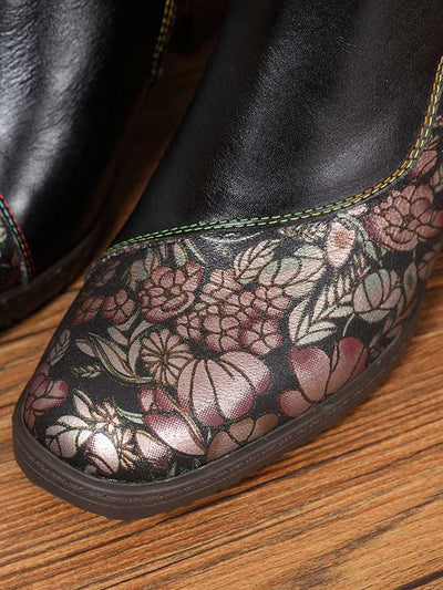 Botas retro con botones y costuras florales hechas a mano